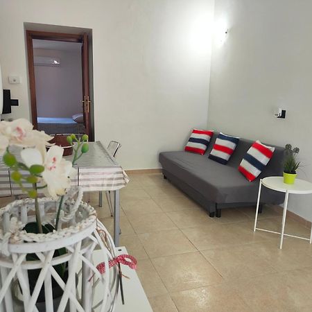 Venere Apartment Бари Екстериор снимка